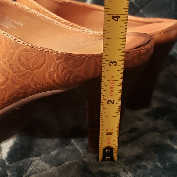 Like New Aerosoles High-Heel Mules - Picture 5 of 7